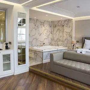 Mina - Special Category **** Provincia di Istanbul