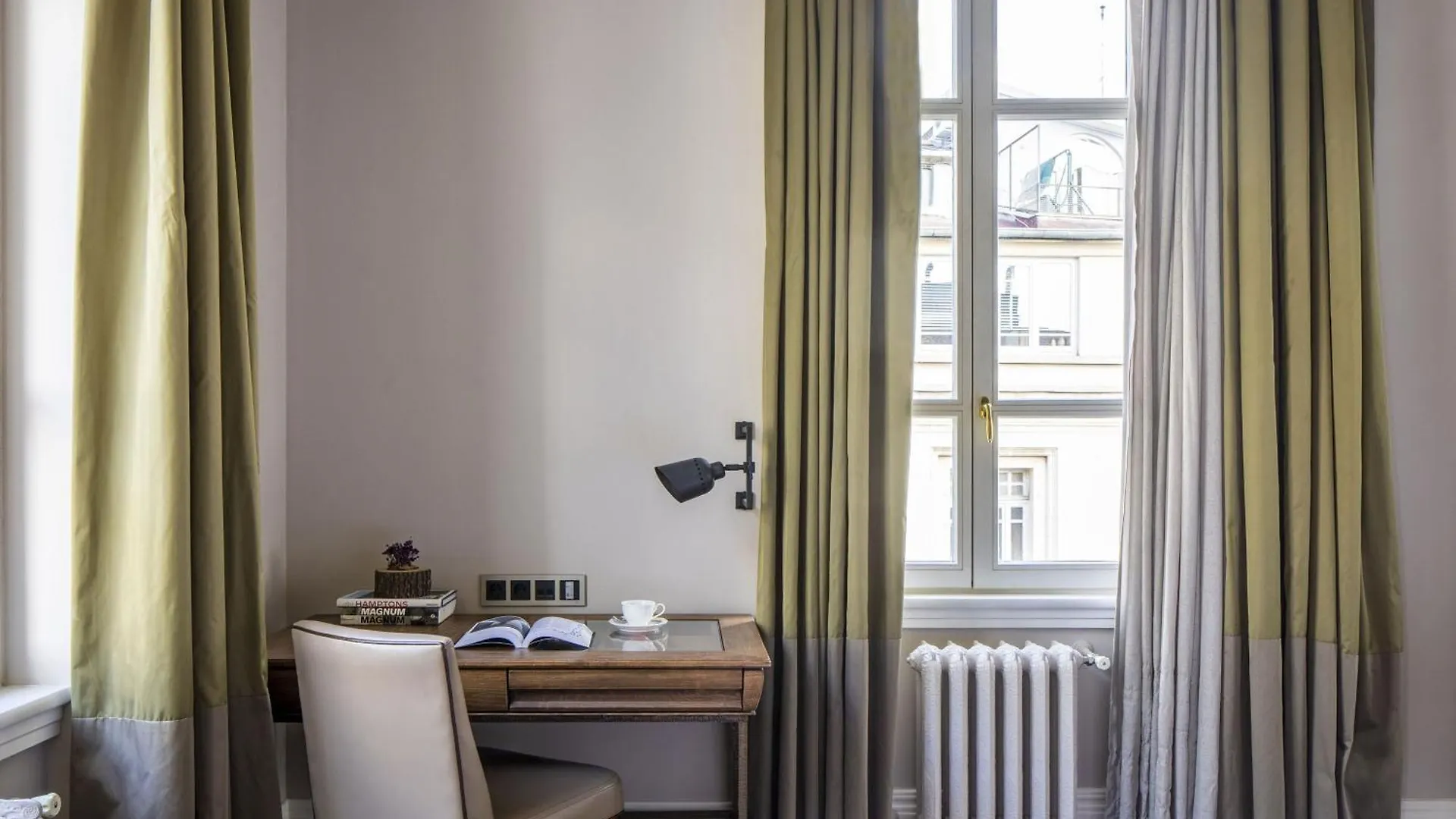 The Bank Hotel Istanbul, A Member Of Design Hotels 5*, Istanboel